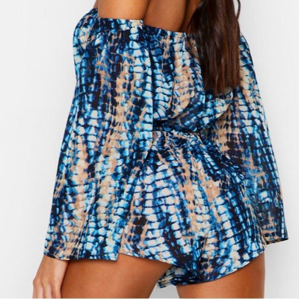 Woman’s Rompers Size L - Picture 3 of 13